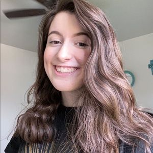 Meet your Posher, Hope